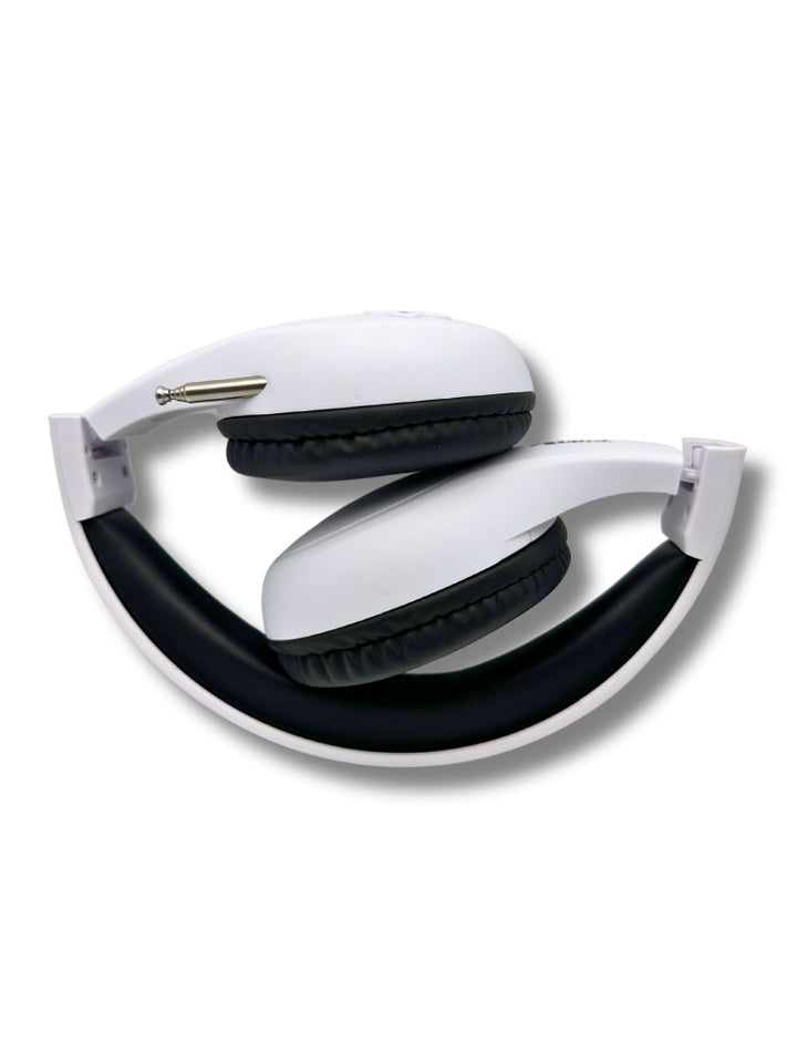 FM Radio Headphones (White & Black)