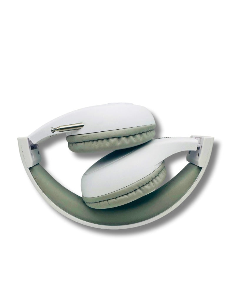 FM Radio Headphones (White & Gray)